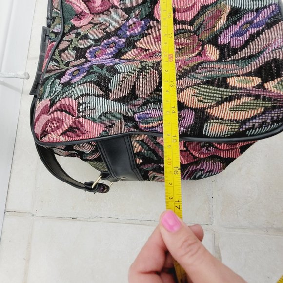 Jordache Vintage Pink Floral Woven Overnight Carry On Luggage Travel Bag Strap - Picture 13 of 14